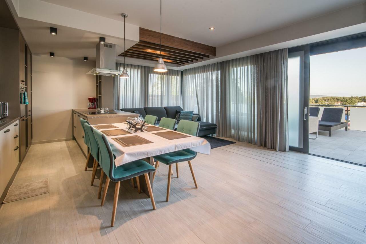 Luxury Apartment Imperia كرك المظهر الخارجي الصورة