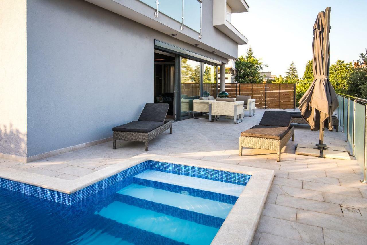 Luxury Apartment Imperia كرك المظهر الخارجي الصورة